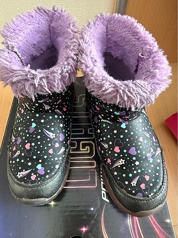 25 Beden Skechers bot