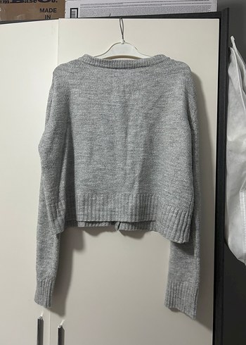 Gri Düğmeli Kadın Hırka - Görsel 4