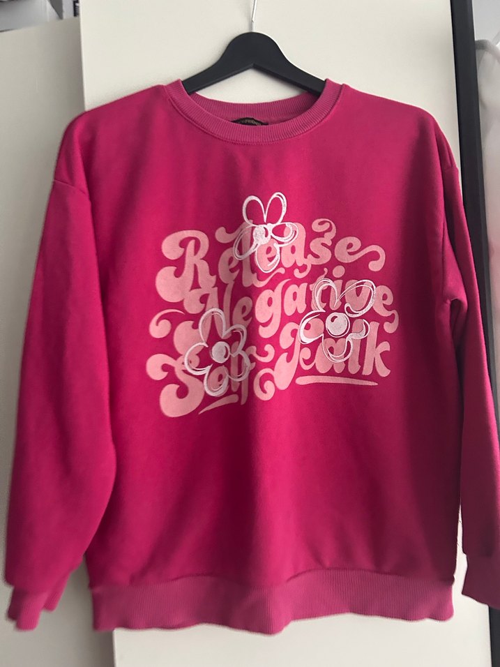 Pembe Baskılı Kadın Sweatshirt - Görsel 3