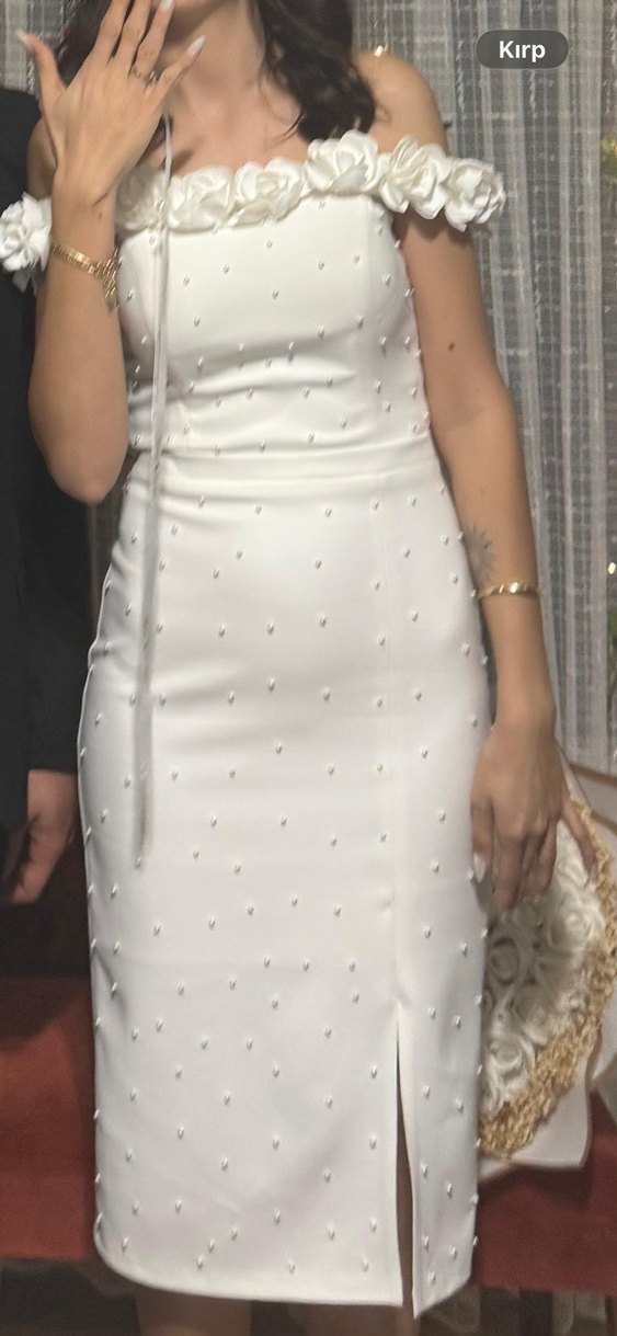 İnci İşlemeli Beyaz Midi Straplez Elbise - Görsel 3