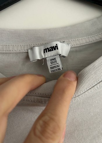 Mavi Baskılı Beyaz Kadın Tişört - Görsel 4