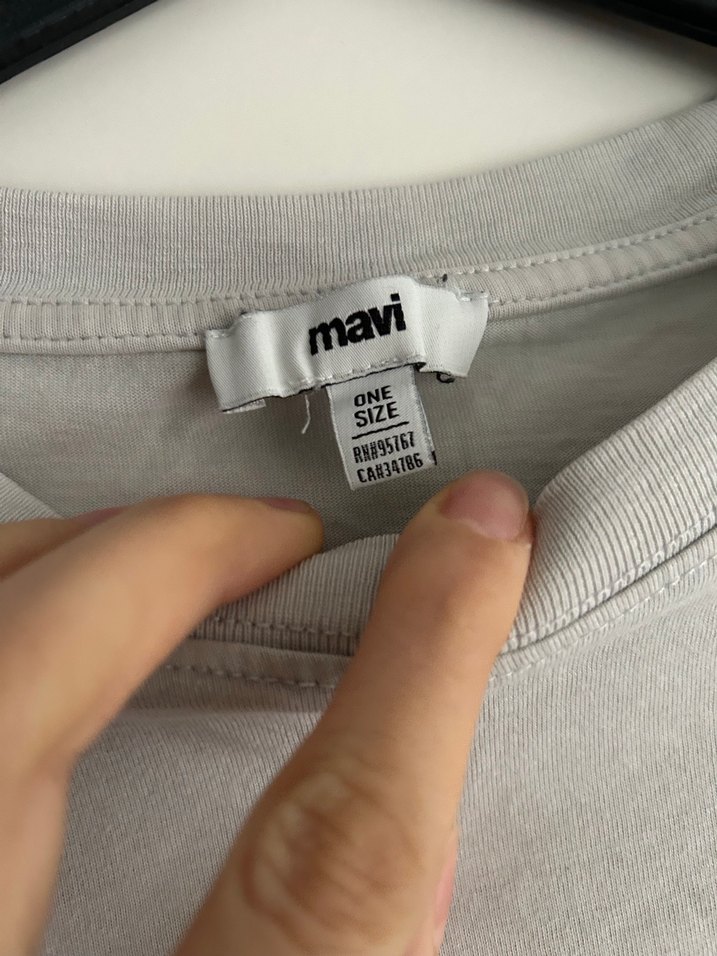 Mavi Baskılı Beyaz Kadın Tişört - Görsel 4