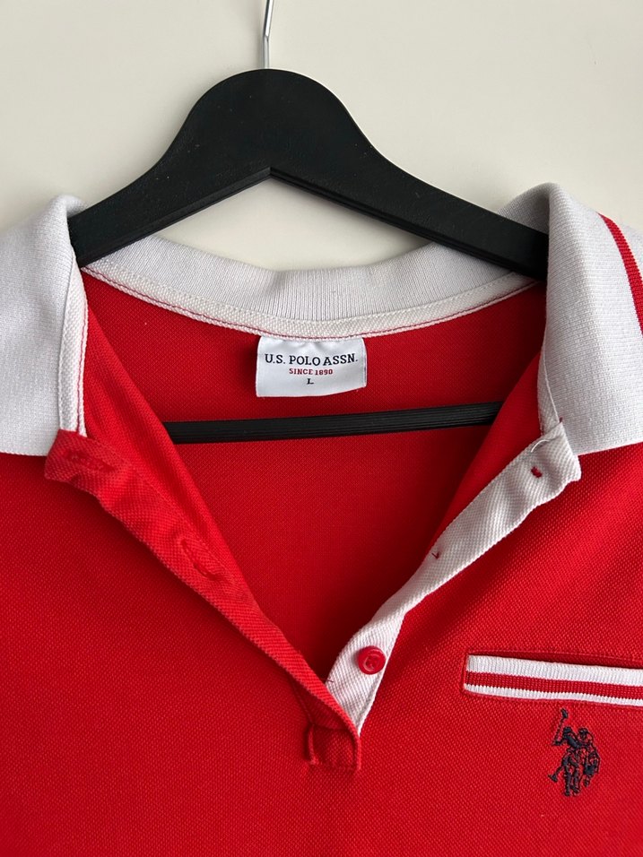 Düğmeli Kırmızı Kısa Kollu Kadın Tişört - Görsel 3