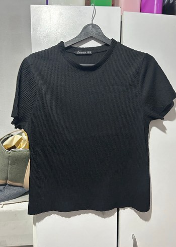 Siyah Kısa Kollu Mini Keten Tişört - Görsel 2