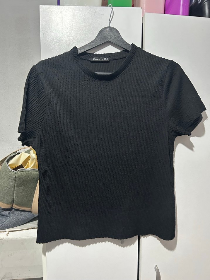 Siyah Kısa Kollu Mini Keten Tişört - Görsel 2