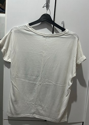 Beyaz Baskılı Oversize Kadın Tişört - Görsel 2