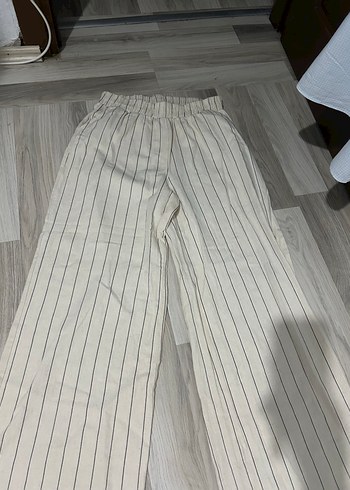 Çizgili Pilili Kadın Keten Pantolon