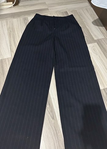 Kadın Mavi Çizgili Regular Fit Kumaş Pantolon