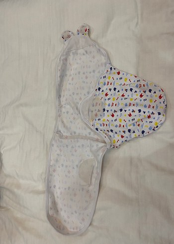 Renkli Desenli Bebek Kundak Örtüsü - Görsel 3