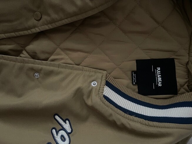 m Beden camel Renk Pull and bear ceket