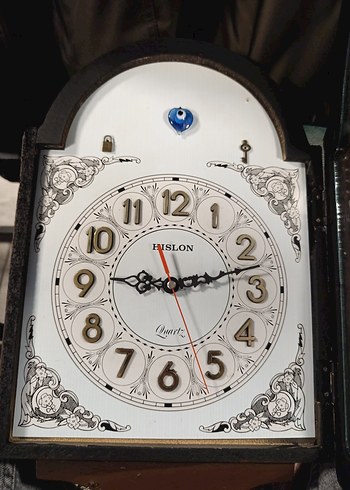 Kahverengi Ahşap Masa Saati - Görsel 4