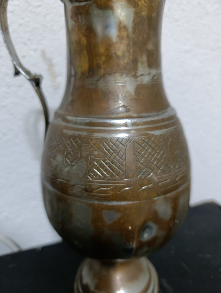 Parlak Bej Bakır Sürahi - Görsel 2