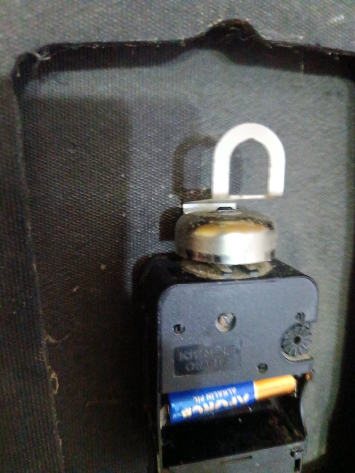 Koyu Kahverengi Ahşap Duvar Saati - Görsel 5