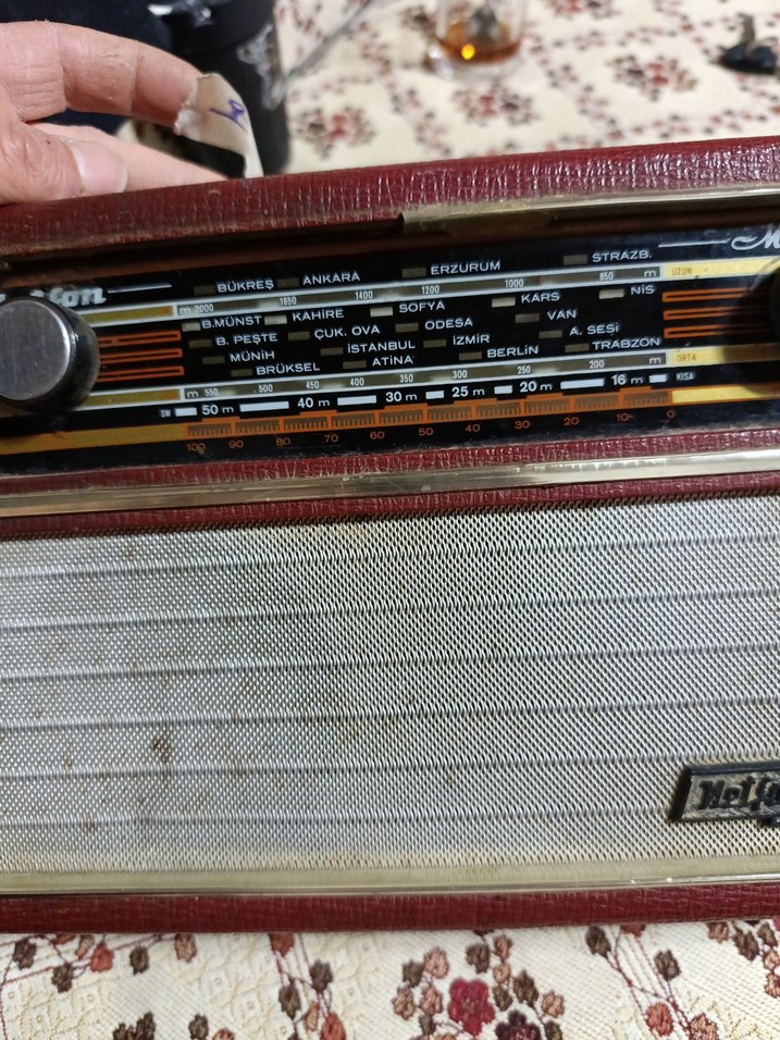 Kırmızı Vintage Müzik Sistemi - Görsel 5