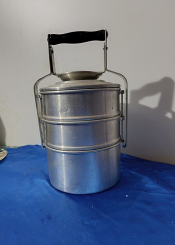 Gri Metal Katlanabilir Yemek Kabı - Görsel 2