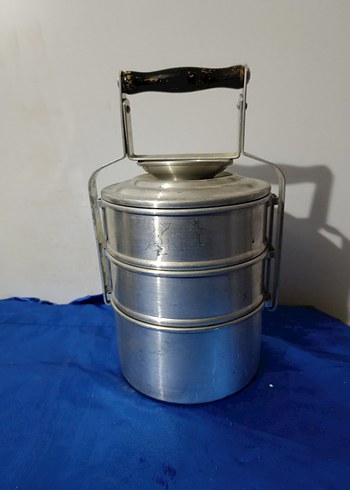 Gri Metal Katlanabilir Yemek Kabı - Görsel 4