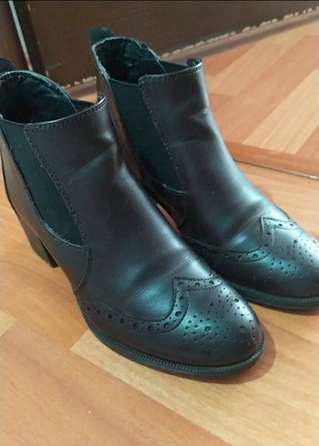 Kahverengi Deri Kadın Botu, Tokalı, Topuklu