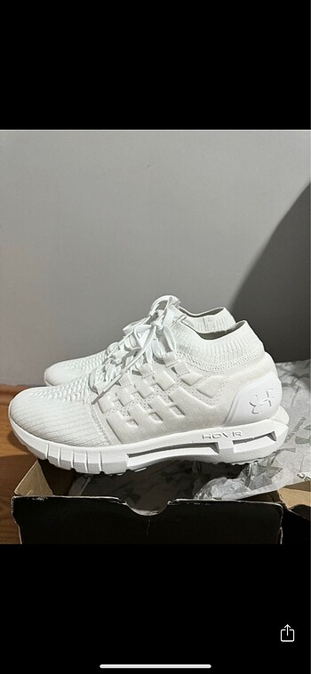 UNDER ARMOUR UA PHANTOM HOVR