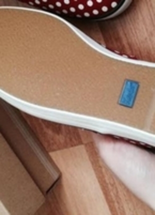 37 Beden çeşitli Renk Orjinal Keds Çok Uygun Fiyata Etiketli Puantiyeli Keds