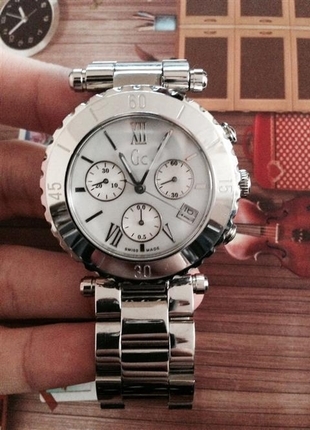 m Beden çeşitli Renk guess collection yarı fiyatına saat