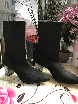 Bershka Çorap çizme