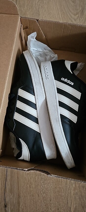38 Beden Kadın spor ayakkabı adidas