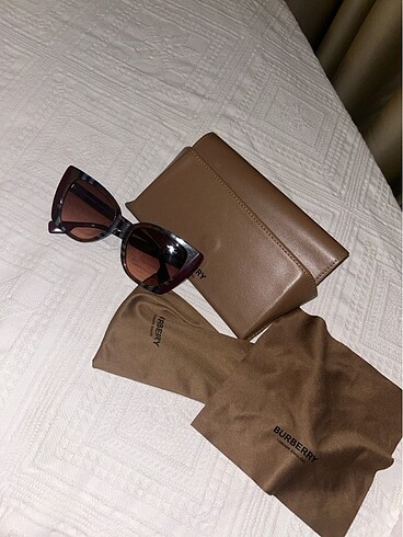 Burberry gözlük