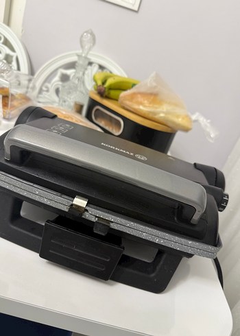 Korkmaz Siyah Gri Tost Makinesi - Görsel 2