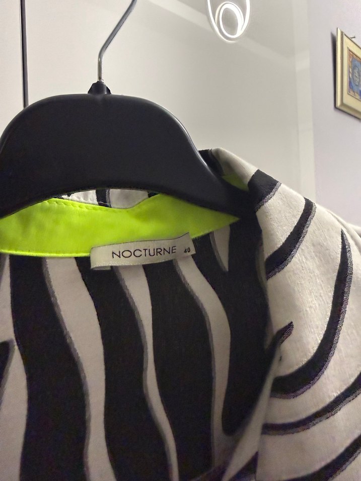 Gri Zebra Desenli Kadın Salaş Gömlek - Görsel 3