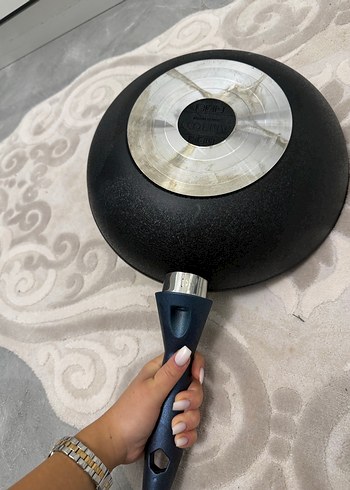 Siyah Yapışmaz Tava falez - Görsel 2