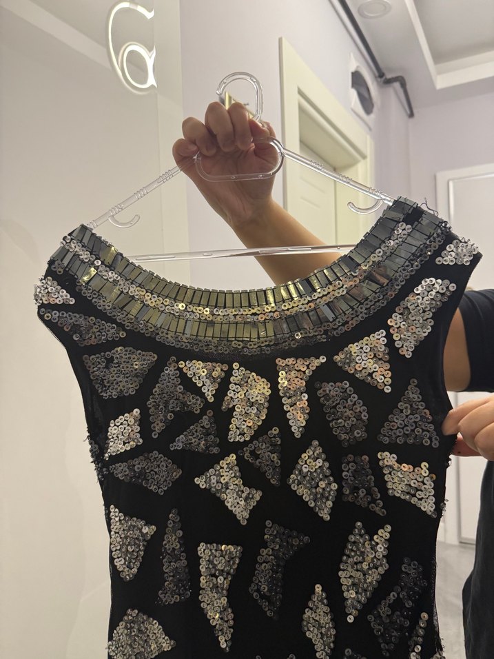 Siyah Gri Payetli V Yaka Midi Abiye Elbise - Görsel 4