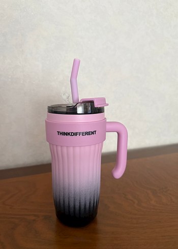 Pastel Pembe THINKDIFFERENT Kulplu Bardak