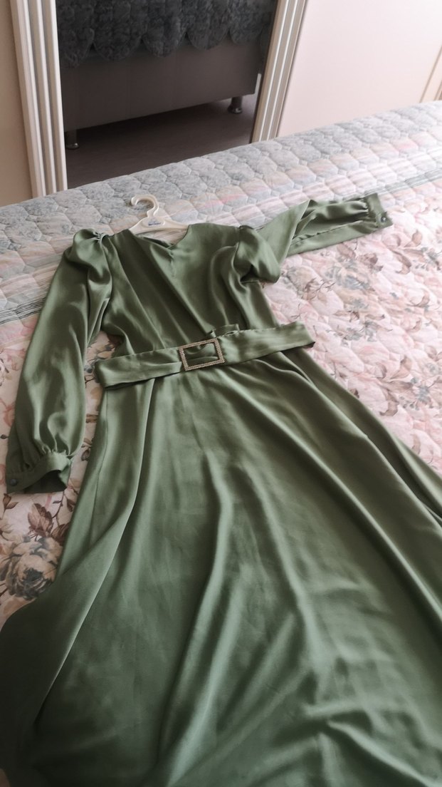 Kemer Detaylı Kadın Uzun Saten abiye - Görsel 2