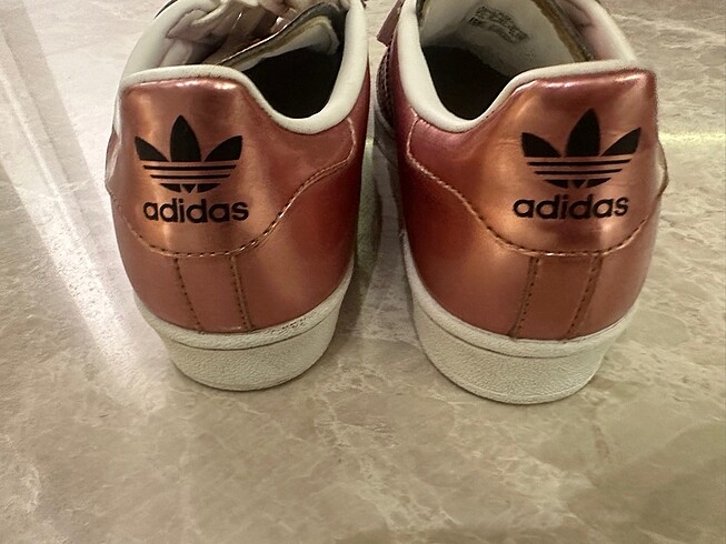 39 Beden adidas superstar