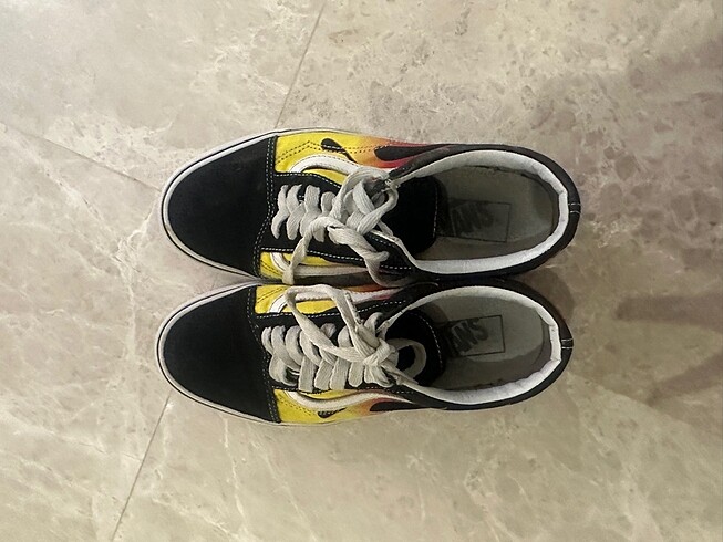 39 Beden siyah Renk vans alevli spor ayakkabı