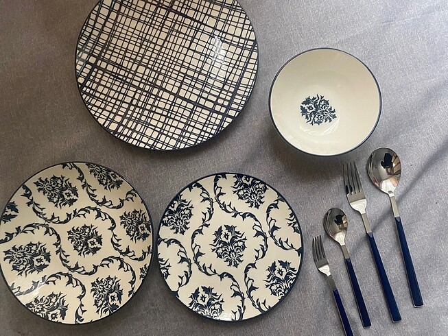 Karaca Yemek takımı