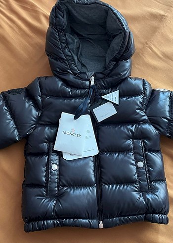 Siyah Erkek Çocuk Moncler Mont