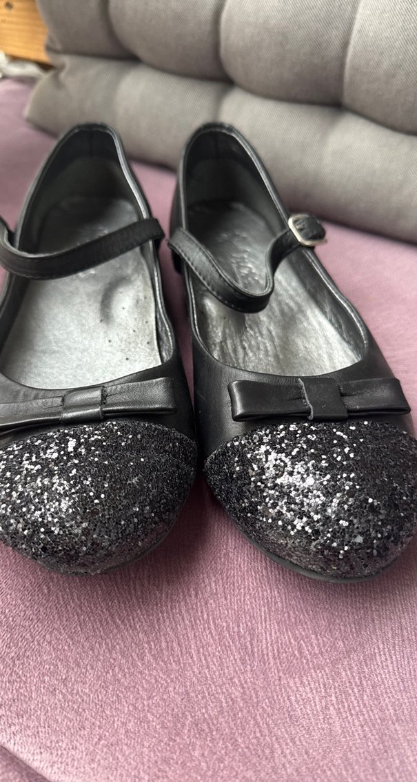 Kız Çocuk Siyah Parlak Tokalı Babet - Görsel 2