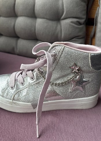 Kız Çocukları İçin Pembe Parlak Sneaker - Görsel 3