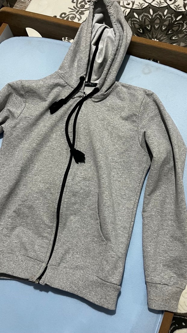 Gri Kapüşonlu Fermuarlı kadın Sweatshirt - Görsel 3