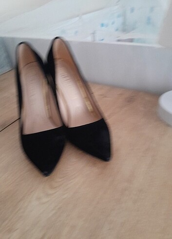 37 Beden siyah Renk Stiletto