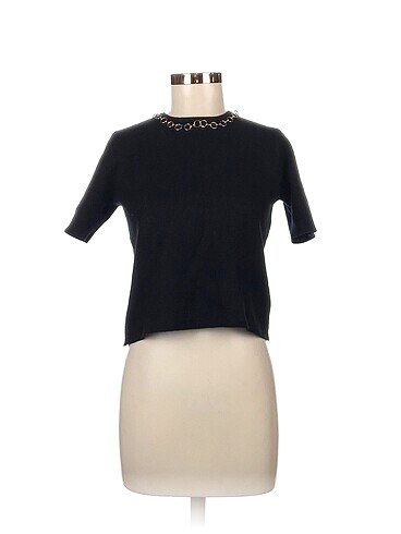 Zara Bluz %70 İndirimli.