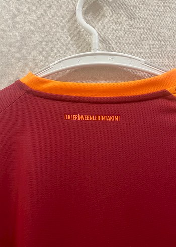Galatasaray 25/26 sezonu orjinal etiketli faturalı forma - Görsel 4