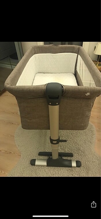 Beden Babyplus anne yanı beşiği