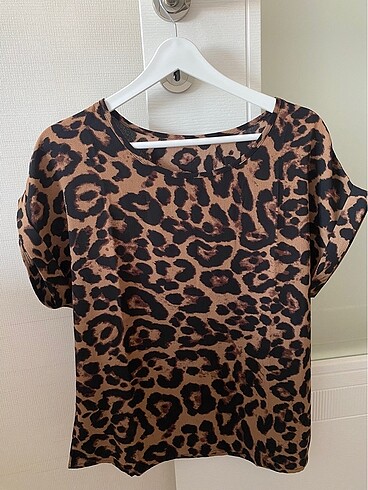 Leopar desenli bluz
