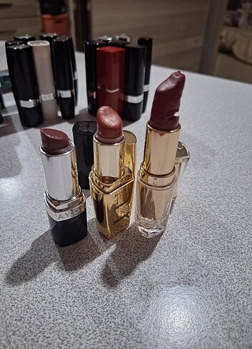 Avon AVON RUJ 