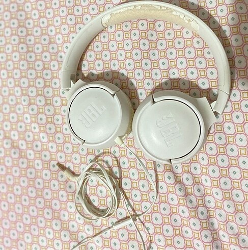 JBL kulaklık