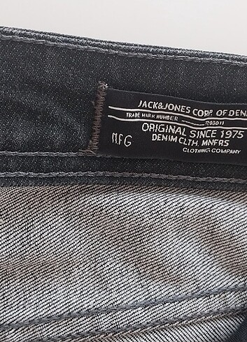 32 Beden Jack & Jones Erkek Jean