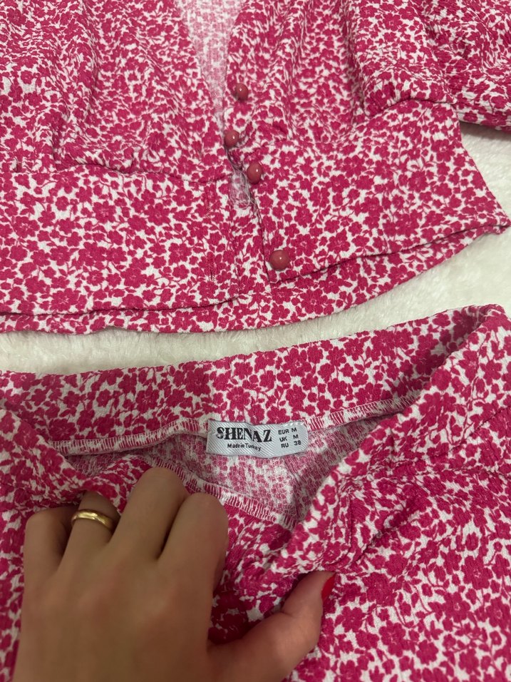 Pembe ikili takim - Görsel 2