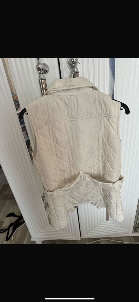 Kemerli Kolsuz Kısa Beyaz Kadın Yelek - Görsel 2